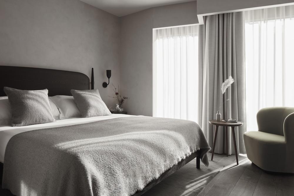 The Stratford, Autograph Collection Hotel London Kültér fotó A bedroom